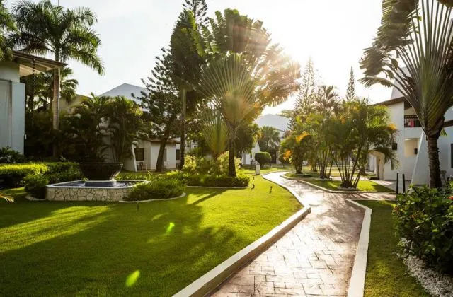 Hotel Blue Bay Villas Doradas garden